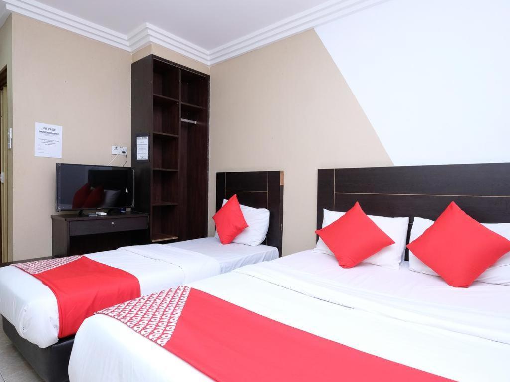 קוטה בארו Mrj Hotel Wakaf Che Yeh 2 מראה חיצוני תמונה