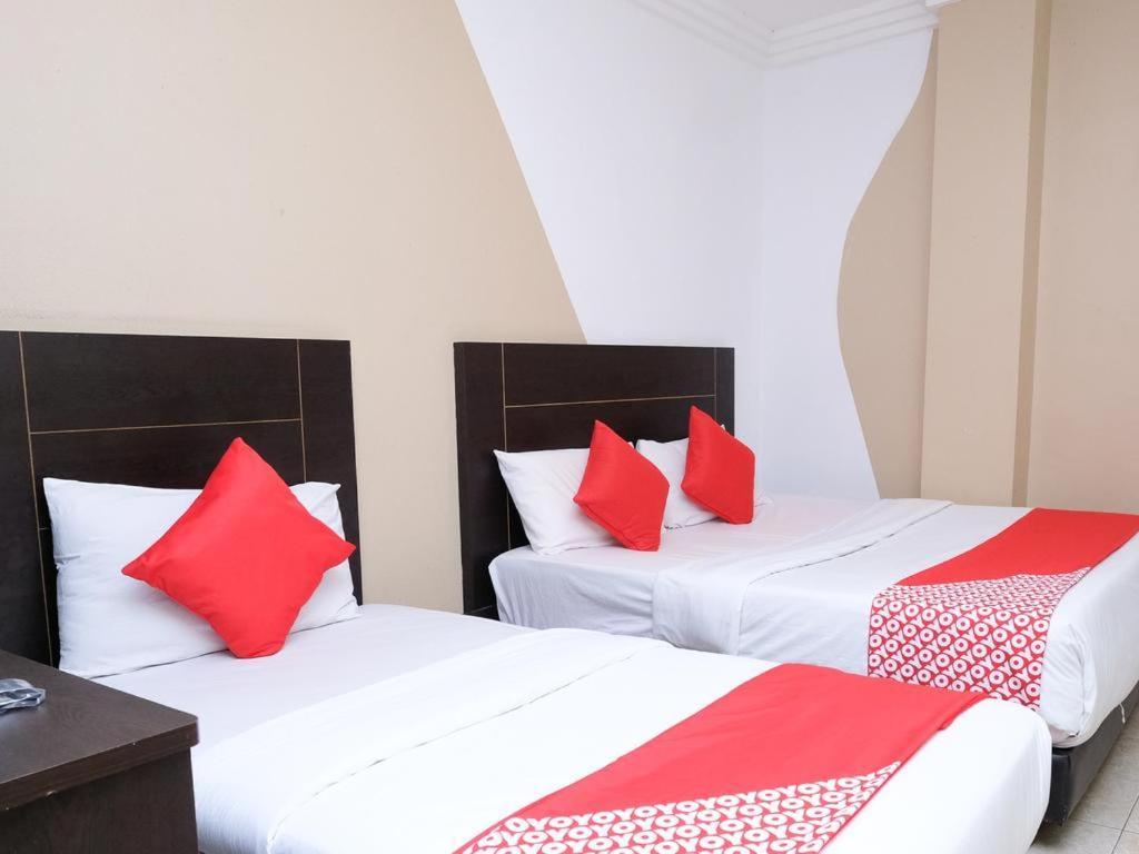 קוטה בארו Mrj Hotel Wakaf Che Yeh 2 מראה חיצוני תמונה